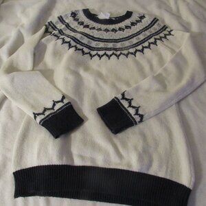 Amour Vert Stitch Fix Pull Over Sweater Medium USED